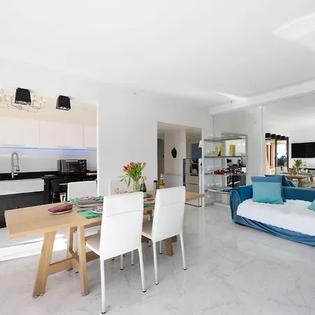 Monaco Country Park 1 Bed Apartmán *